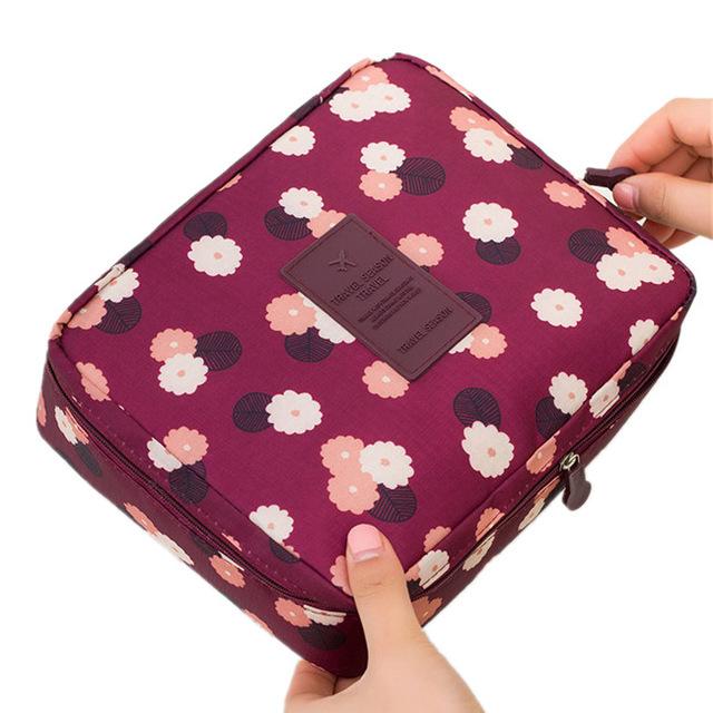 Cosmetic bag