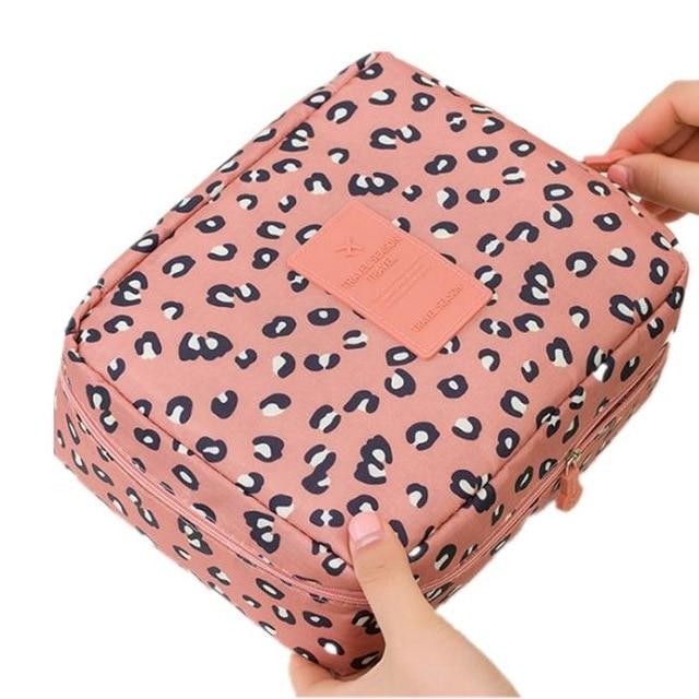 Cosmetic bag